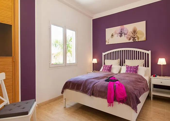 Curie With Pool By Villagrancanaria *